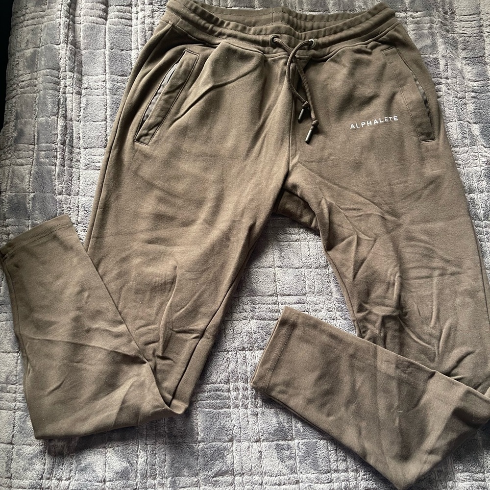 Alphalete olive brown Lounge Pants